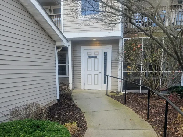 $257,900 | 1573 Oakfield Drive, Ann Arbor, MI 48108
