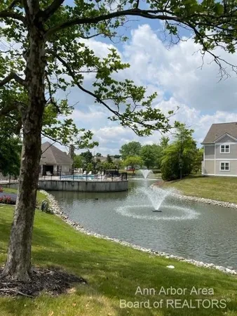 $257,900 | 1573 Oakfield Drive, Ann Arbor, MI 48108