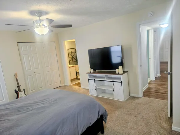 $257,900 | 1573 Oakfield Drive, Ann Arbor, MI 48108