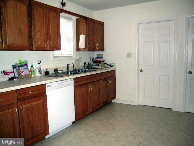596 Fletcher Road Gore, VA 22637 - Photo 11 of 27 Kitchen