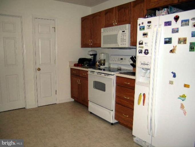 596 Fletcher Road Gore, VA 22637 - Photo 12 of 27 Kitchen #2