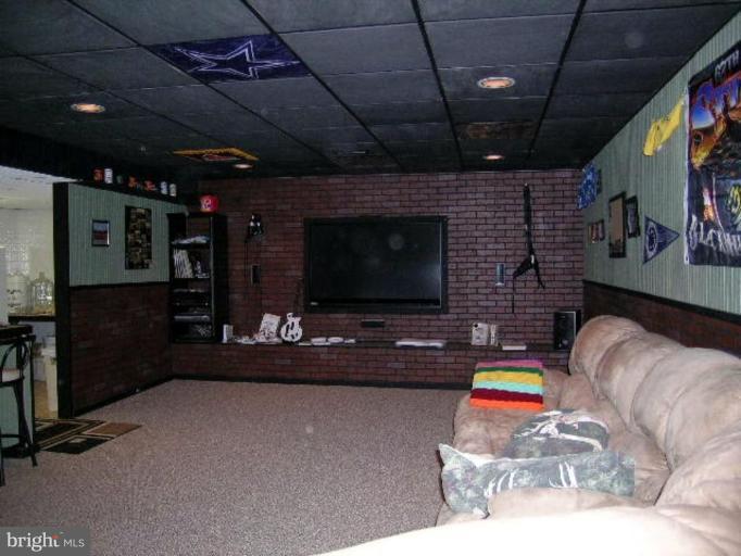 596 Fletcher Road Gore, VA 22637 - Photo 18 of 27 Family Room