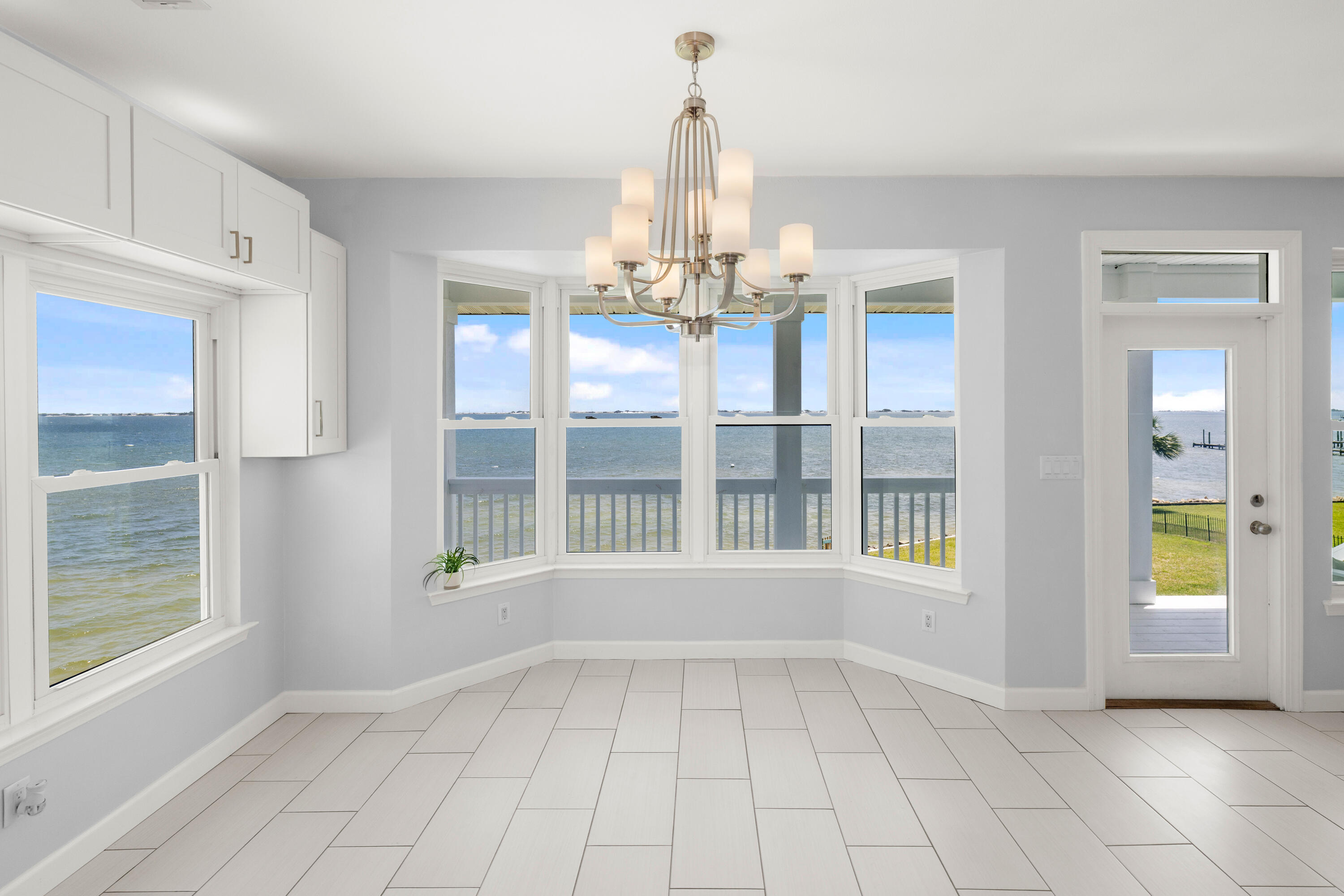 2005 Jessica Way Navarre, FL 32566 - Photo 26 of 98 2005JessicaWay-Navarre-FL-053