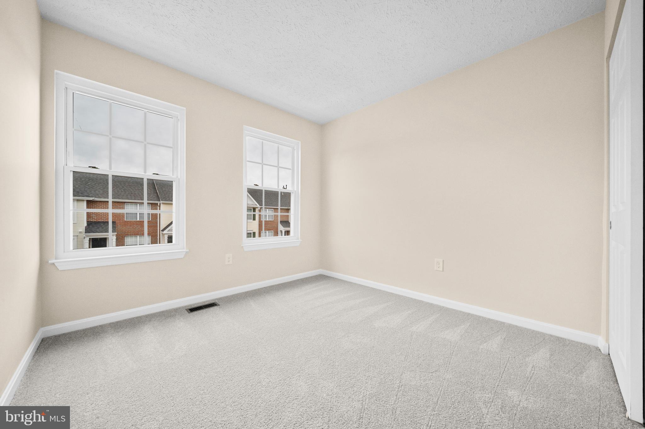 7989 Copperfield Way Manassas, VA 20109 - Photo 21 of 29