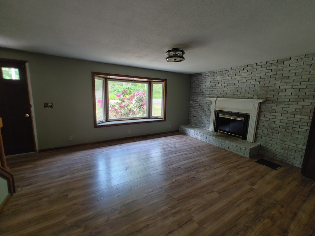 184 Bumstead Road Monson, MA 01057 - Photo 8 of 16