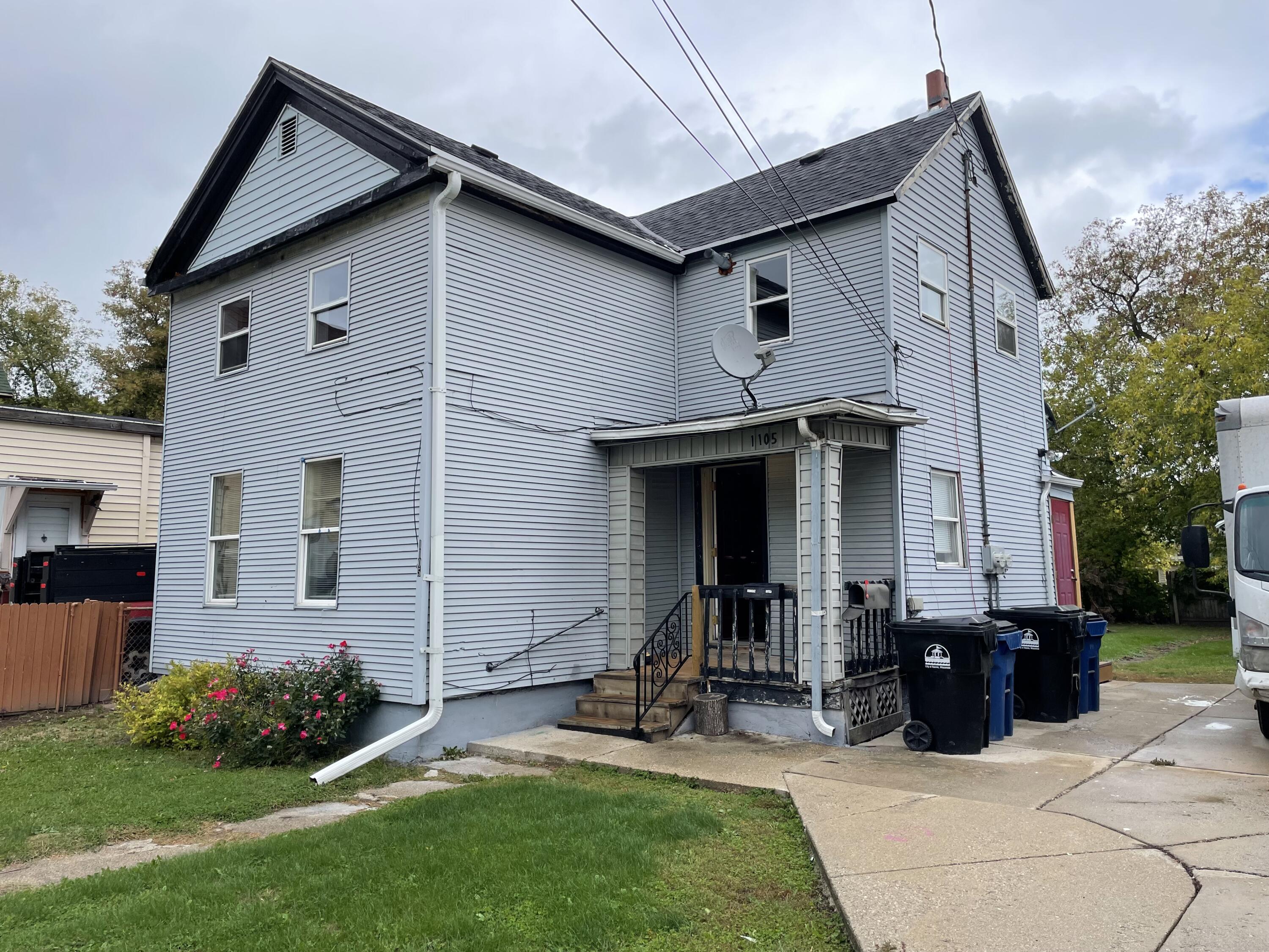 1105 Geneva Street Racine, WI 53404 - Photo 1 of 1 Front