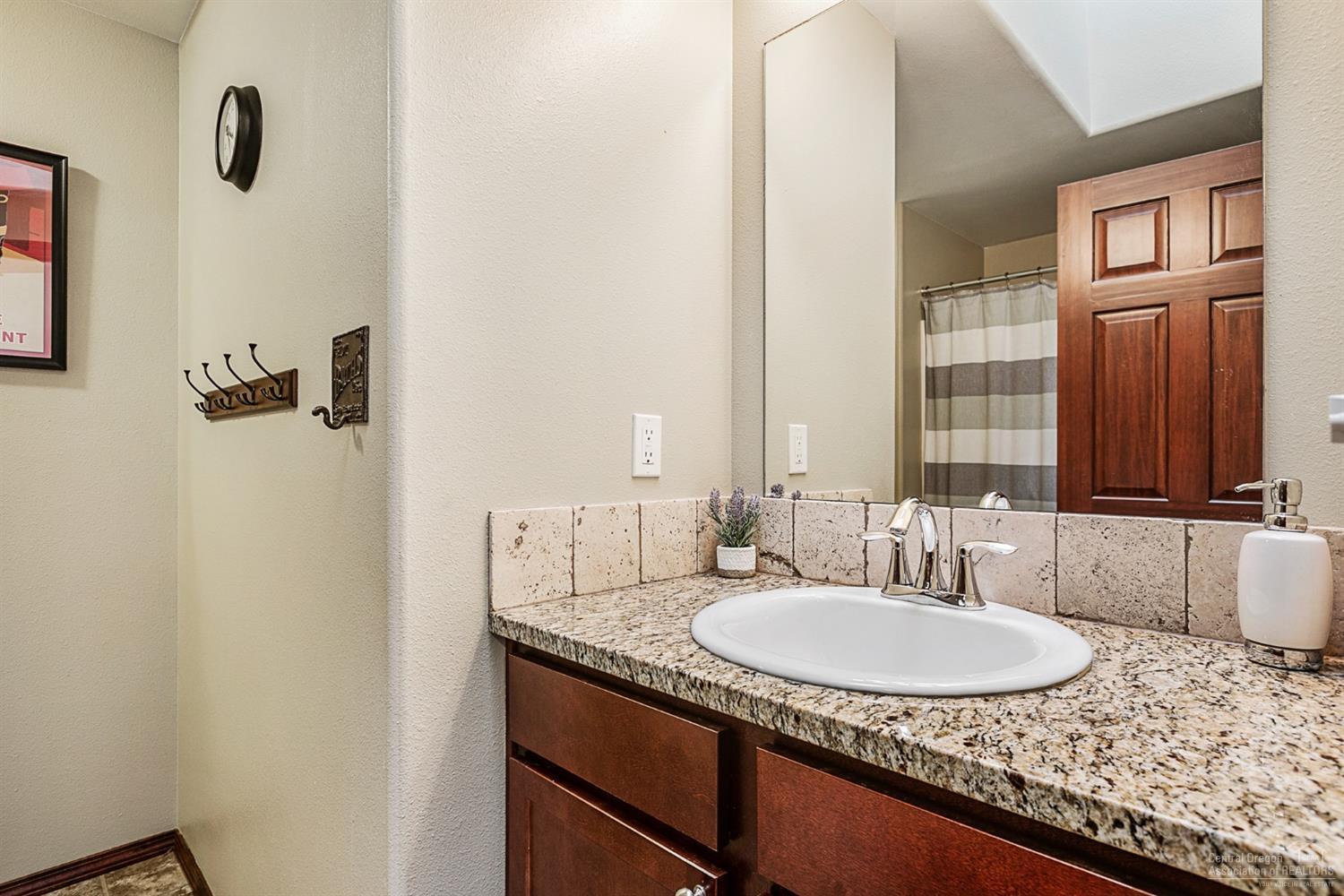 61305 Ward Road Bend, OR 97702 - Photo 23 of 25 Additional Photo
