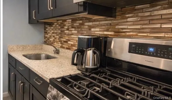 $250,000 | 8 Fordham Hill Ovl, Unit 17F | University Heights