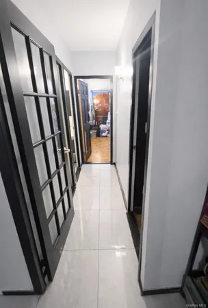 $250,000 | 8 Fordham Hill Ovl, Unit 17F | University Heights