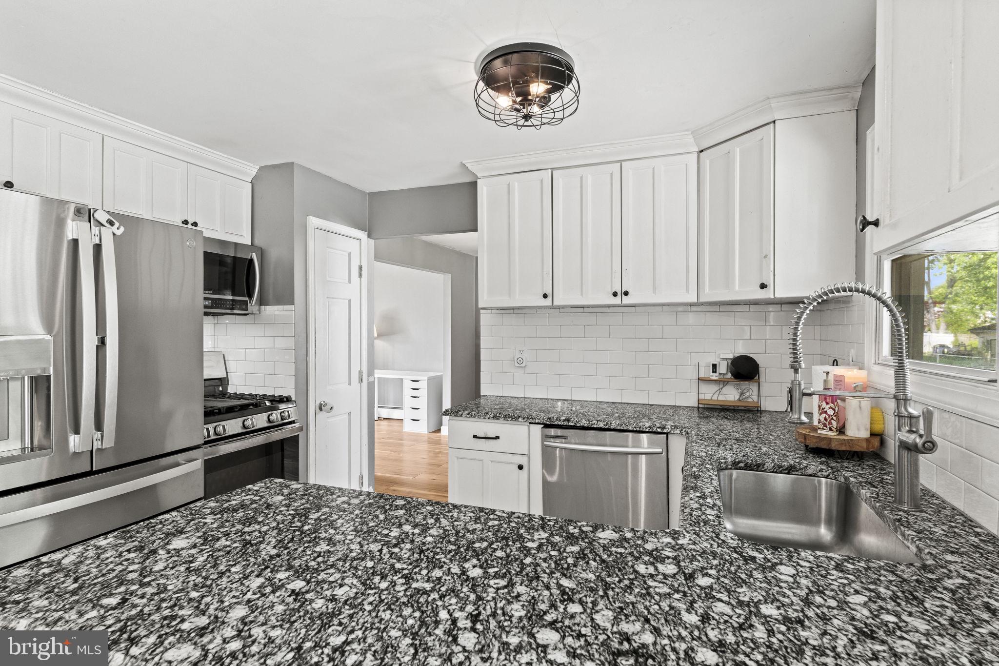 1011 Red Barn Road Warminster, PA 18974 - Photo 16 of 39
