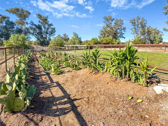 $699,999 | 22721 Lopez Street, Perris, CA 92570