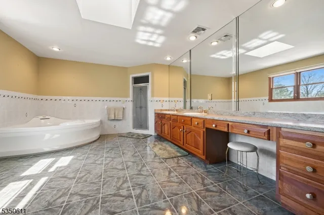 $895,000 | 39 Lenox Road, Rockaway, NJ 07866