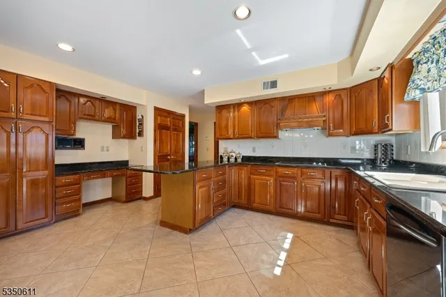 $895,000 | 39 Lenox Road, Rockaway, NJ 07866