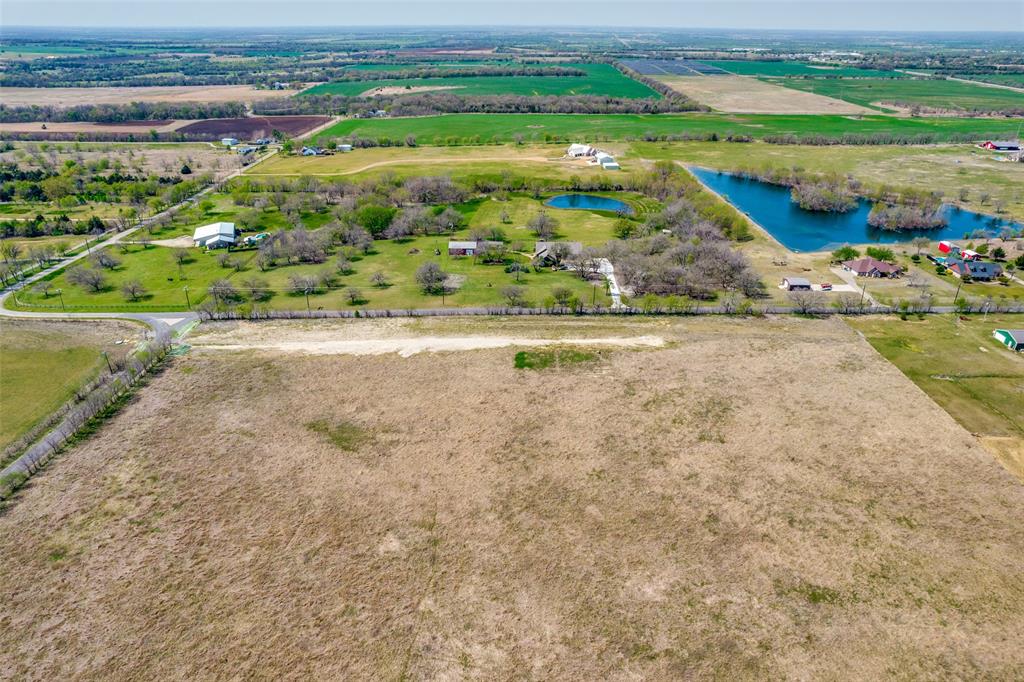 802 Riddels Road Sherman, TX 75092 - Photo 2 of 13