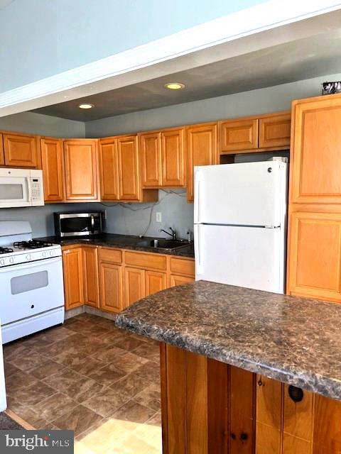 939 West Browning Road Bellmawr, NJ 08031 - Photo 3 of 11 Gallery Image 3