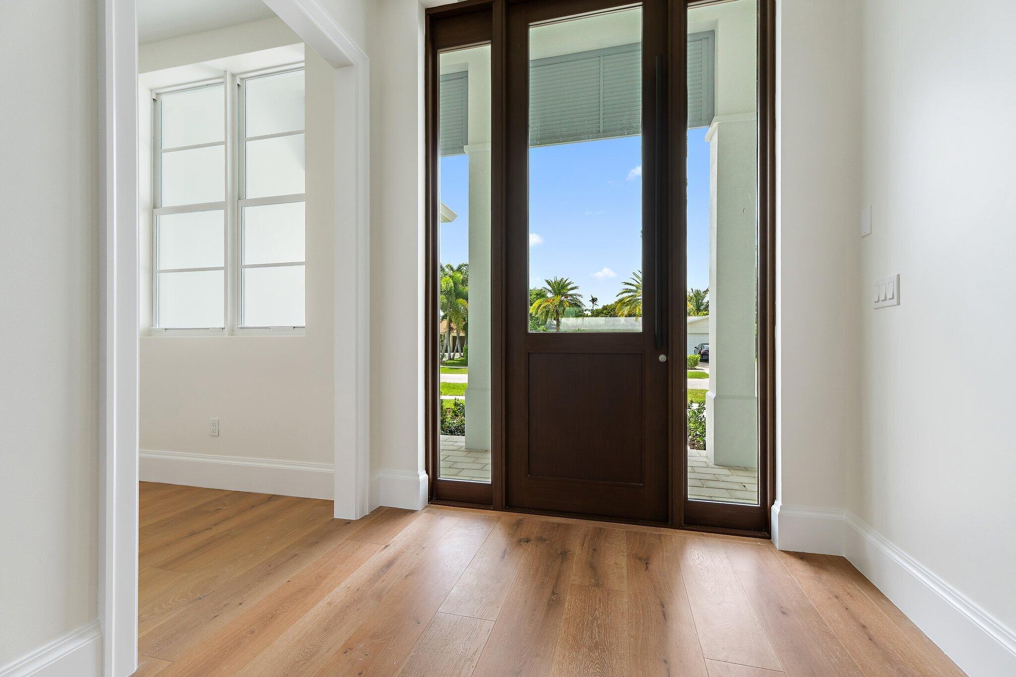 131 Dory Road South North Palm Beach, FL 33408 - Photo 28 of 80 Foyer