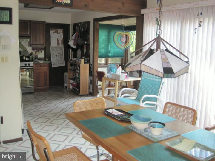 12 Robertson Road East Windsor, NJ 08520 - Photo 17 of 25 Kitchen
