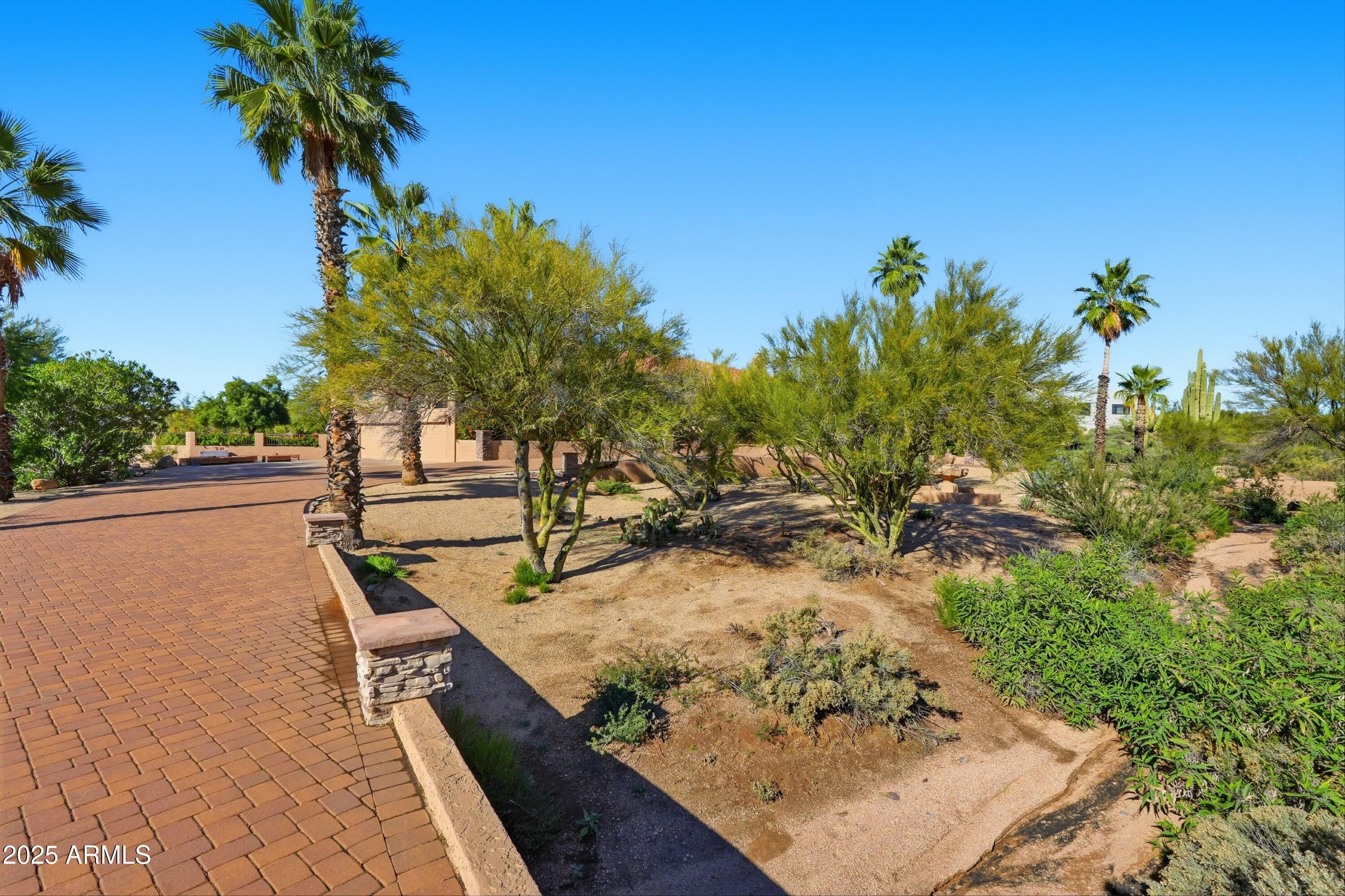 36618 Wild Flower Road Carefree, AZ 85377 - Photo 5 of 60 044_ListerPros