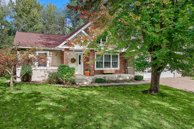 $450,000 | 5615 Meir Court, La Crosse, WI 54601