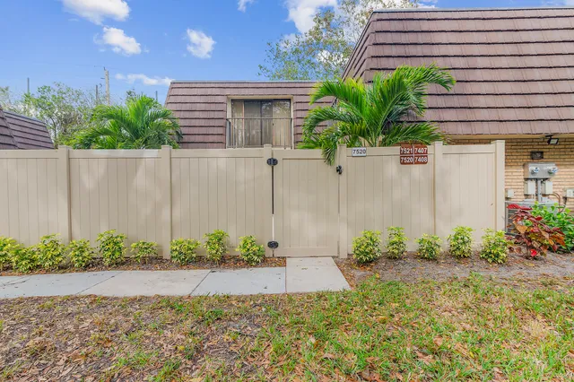 $285,000 | 7520 75th Way, West Palm Beach, FL 33407