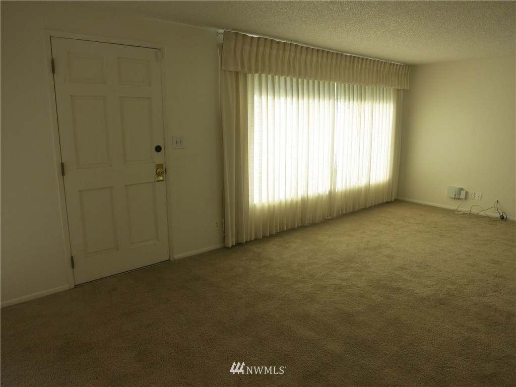 6606 Willow Road Everett, WA 98203 - Photo 5 of 25