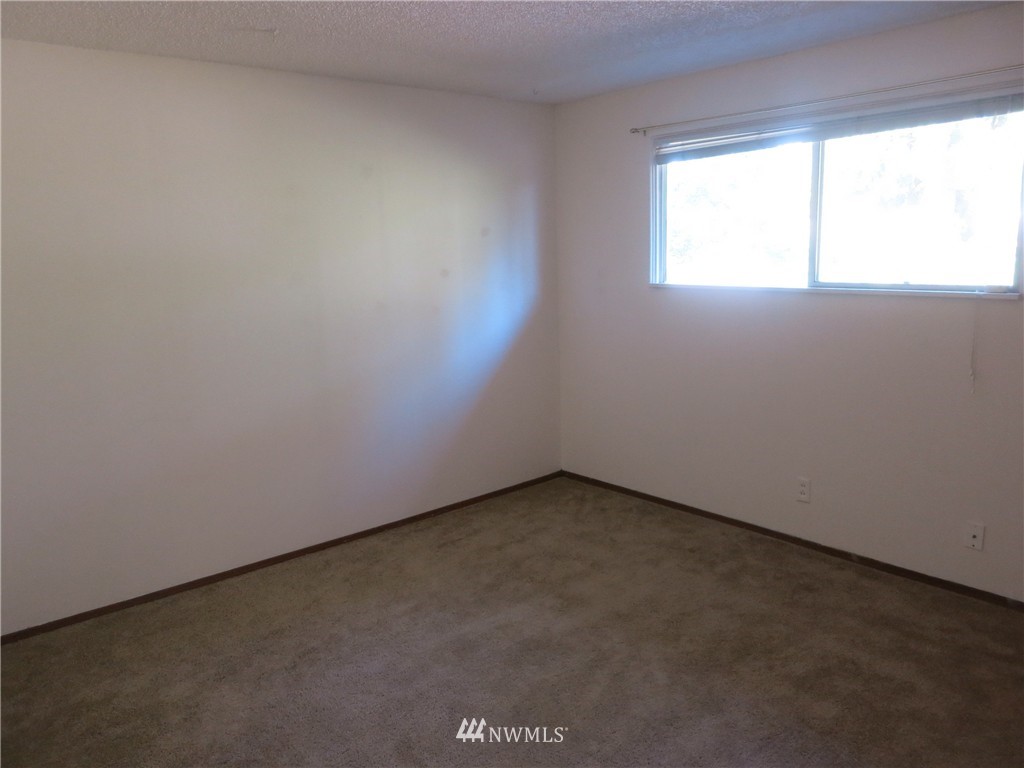 6606 Willow Road Everett, WA 98203 - Photo 10 of 25