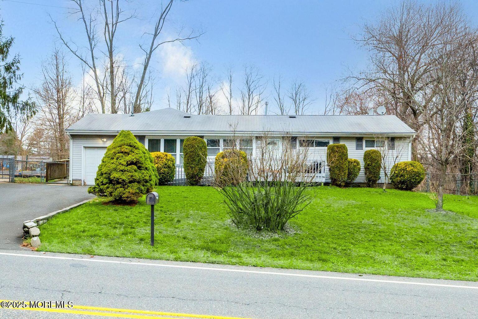 1272 Aldrich Road Jackson, NJ 08527 - Photo 1 of 38 1 1272