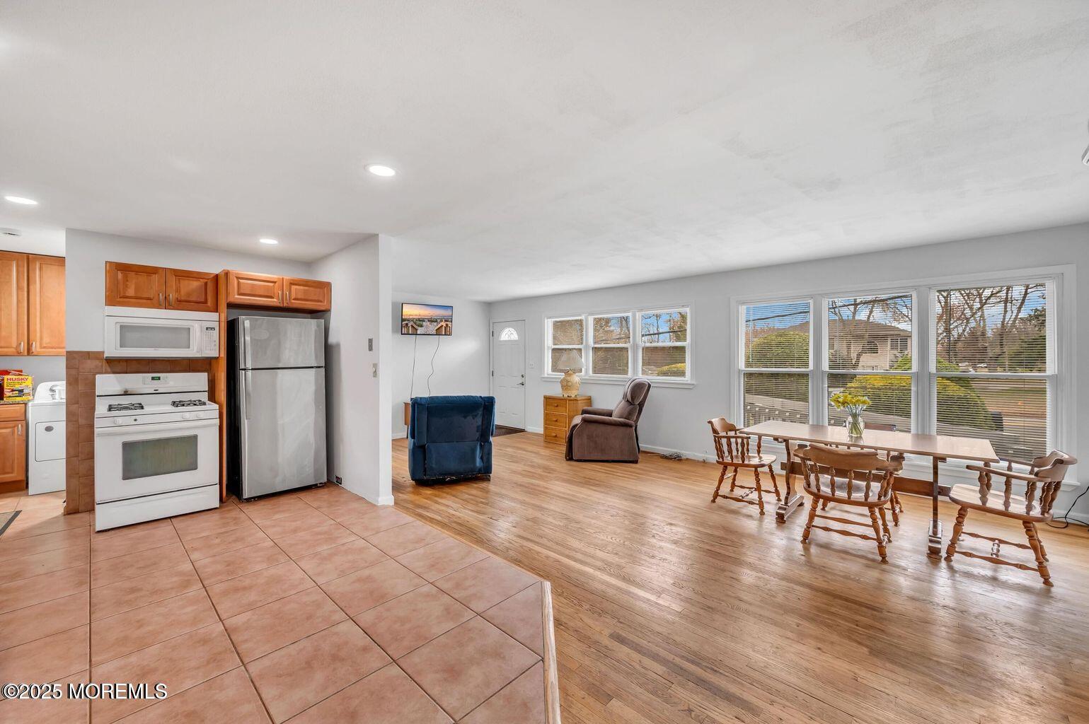 1272 Aldrich Road Jackson, NJ 08527 - Photo 13 of 38 15 1272