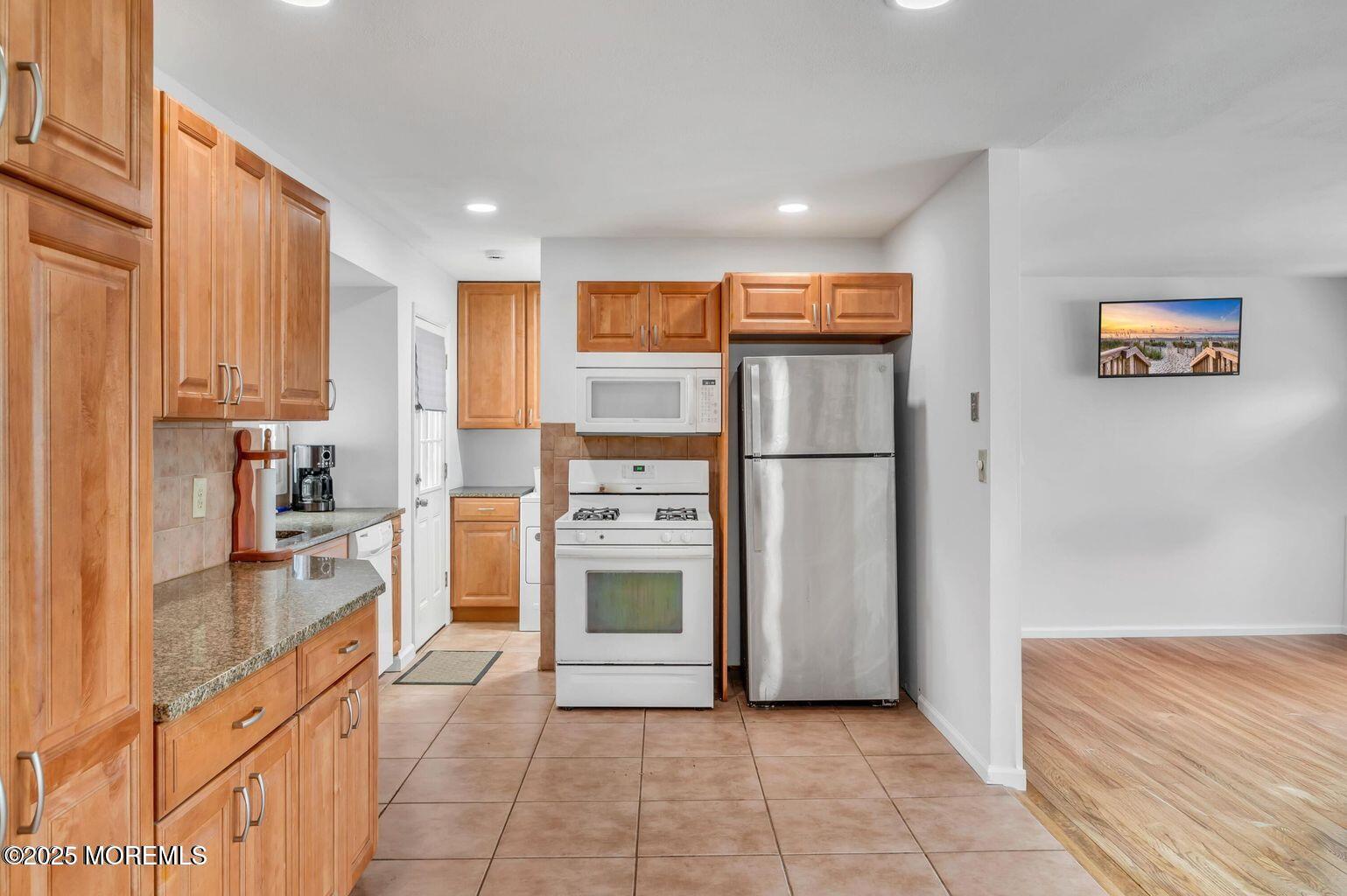 1272 Aldrich Road Jackson, NJ 08527 - Photo 17 of 38 11 1272