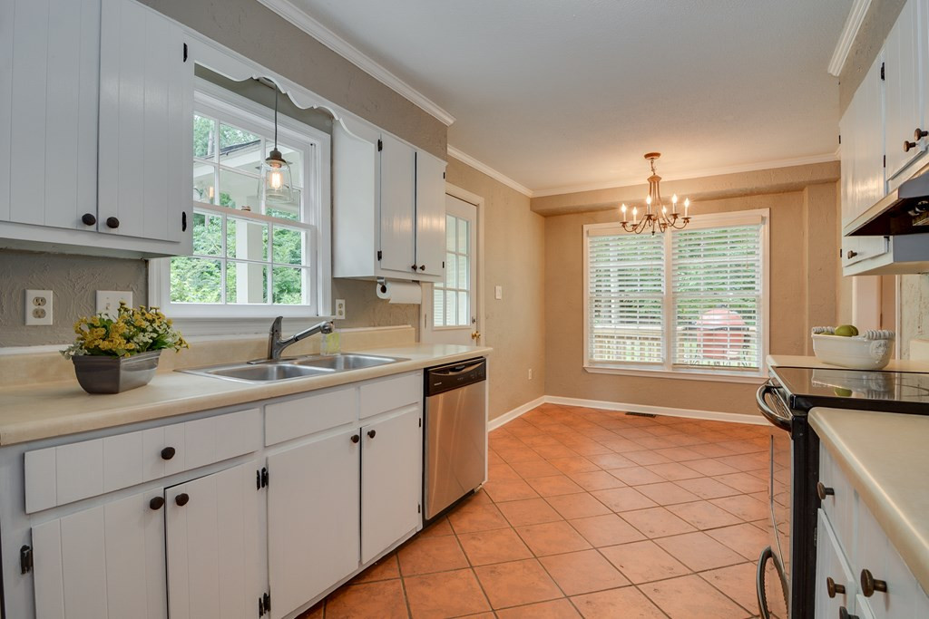 412 Bristol Road Martinez, GA 30907 - Photo 16 of 40