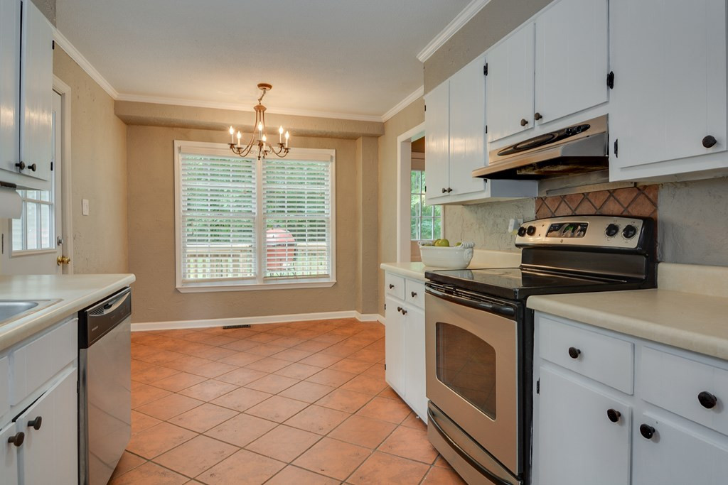 412 Bristol Road Martinez, GA 30907 - Photo 17 of 40