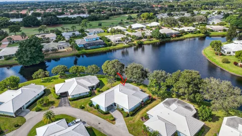 $1,050,000 | 8 Slash Pine Villas, Boynton Beach, FL 33436
