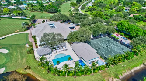 $1,000,000 | 8 Slash Pine Villas, Boynton Beach, FL 33436