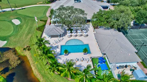 $1,000,000 | 8 Slash Pine Villas, Boynton Beach, FL 33436