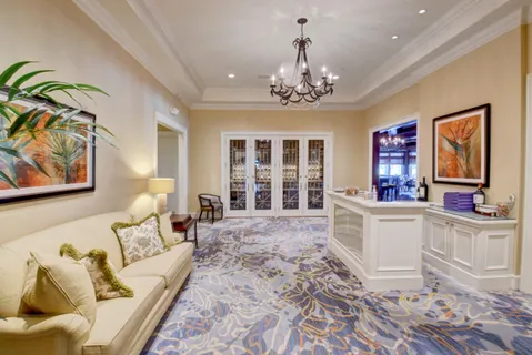 $1,000,000 | 8 Slash Pine Villas, Boynton Beach, FL 33436