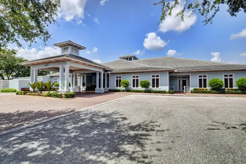 $1,050,000 | 8 Slash Pine Villas, Boynton Beach, FL 33436