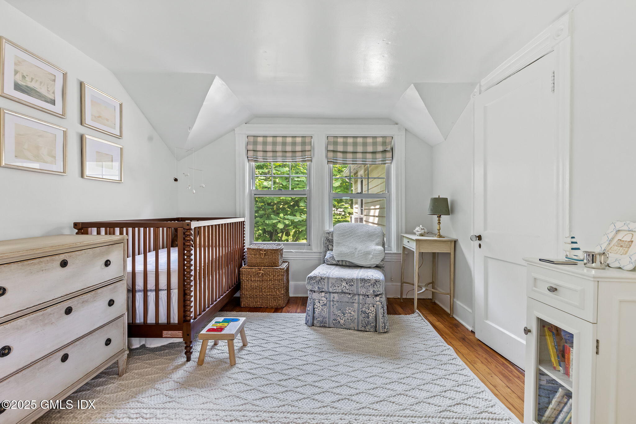 281 Riversville Road Greenwich, CT 06831 - Photo 18 of 27 Bedroom 2