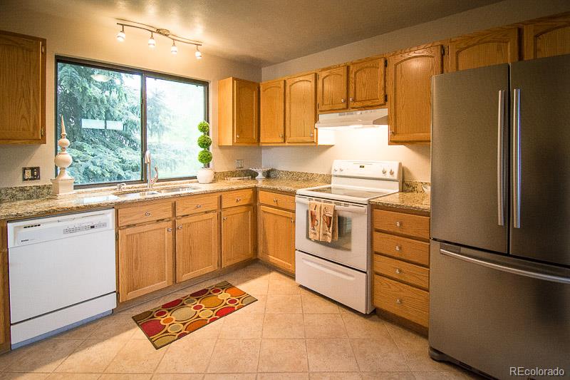 3358 Swadley Street Wheat Ridge, CO 80033 - Photo 4 of 35 Gallery Image 4