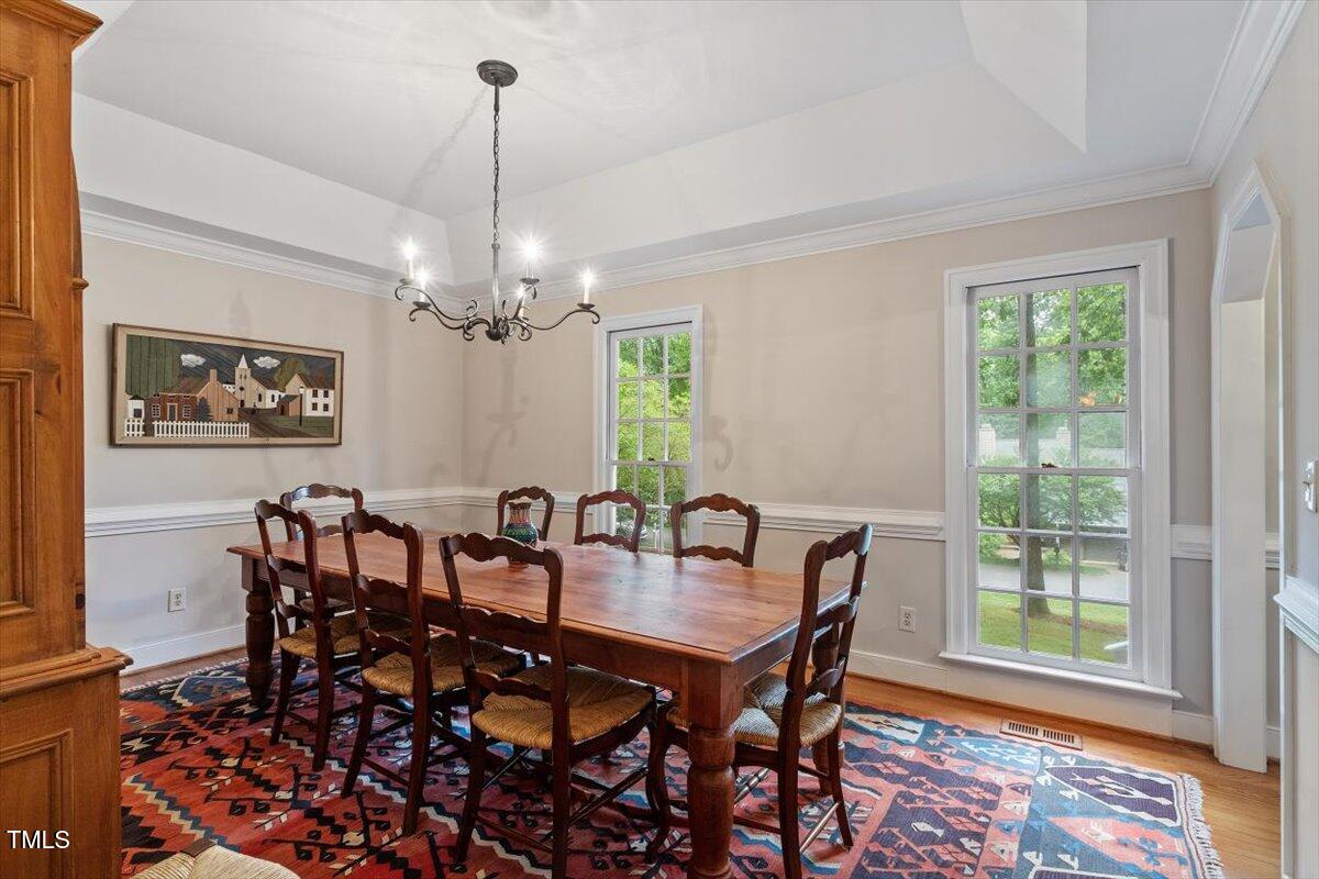 12329 Whartons Way Raleigh, NC 27613 - Photo 7 of 51 Dining room
