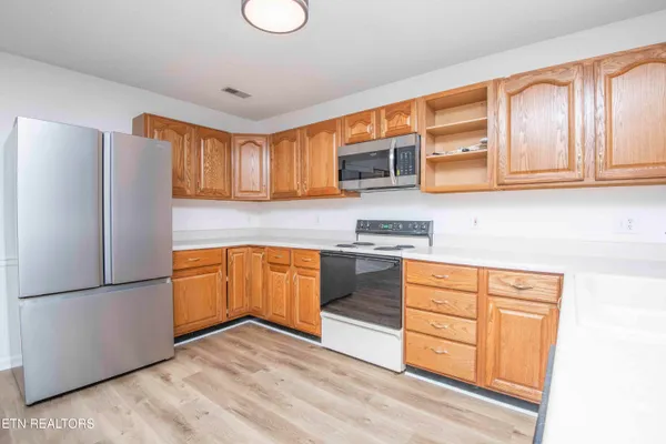 $369,900 | 3016 Ginnbrooke Lane, Knoxville, TN 37920