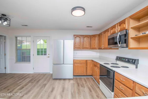 $369,900 | 3016 Ginnbrooke Lane, Knoxville, TN 37920