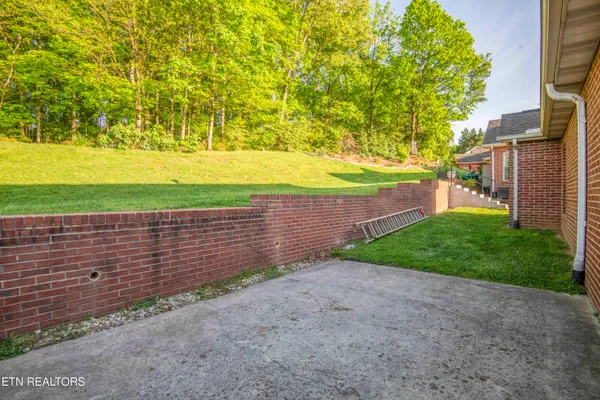 $369,900 | 3016 Ginnbrooke Lane, Knoxville, TN 37920