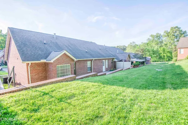 $369,900 | 3016 Ginnbrooke Lane, Knoxville, TN 37920