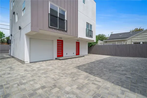$6,000 | 4453 Colfax Avenue, Unit 1, Studio City, CA 91602