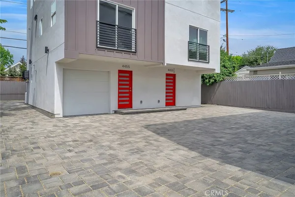 $6,000 | 4453 Colfax Avenue, Unit 1, Studio City, CA 91602