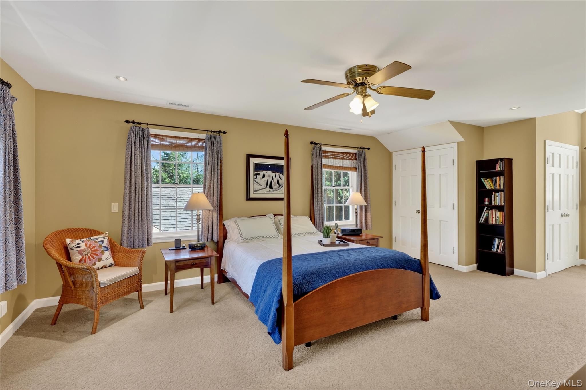 301 Bear Ridge Road Pleasantville, NY 10570 - Photo 19 of 48 Large primary suite.