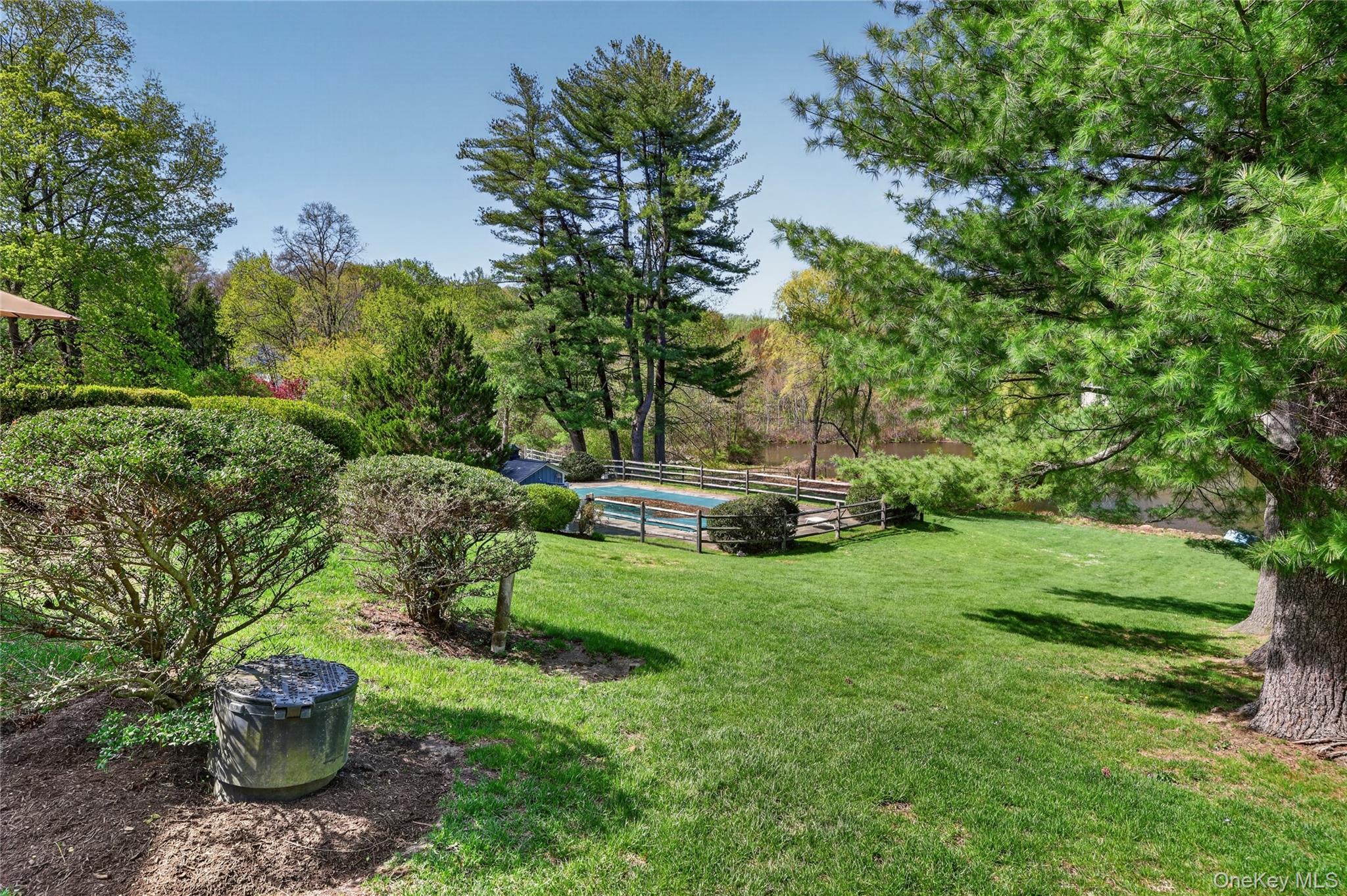 301 Bear Ridge Road Pleasantville, NY 10570 - Photo 40 of 48