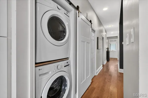 $439,000 | 3420 Humphrey Street, St. Louis, MO 63118