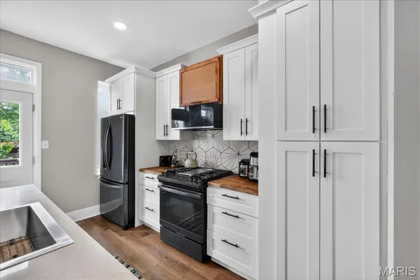 $439,000 | 3420 Humphrey Street, St. Louis, MO 63118