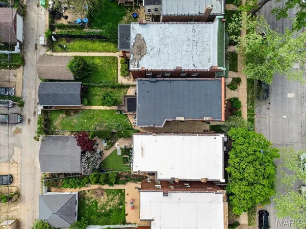 $439,000 | 3420 Humphrey Street, St. Louis, MO 63118